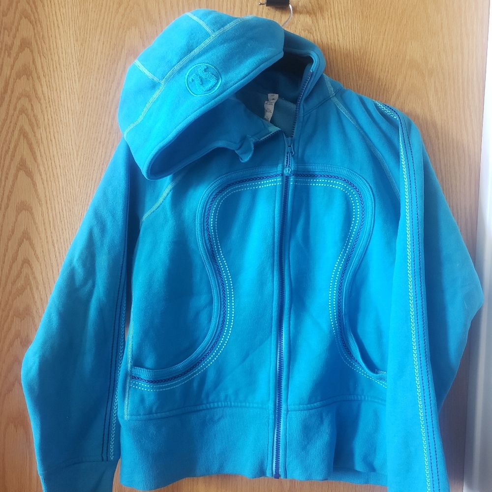 Lululemon Scuba